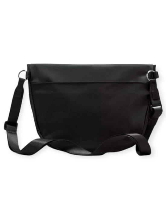 lululemon All Night Festival Bag
Micro 2L NWT - Picture 2 of 3